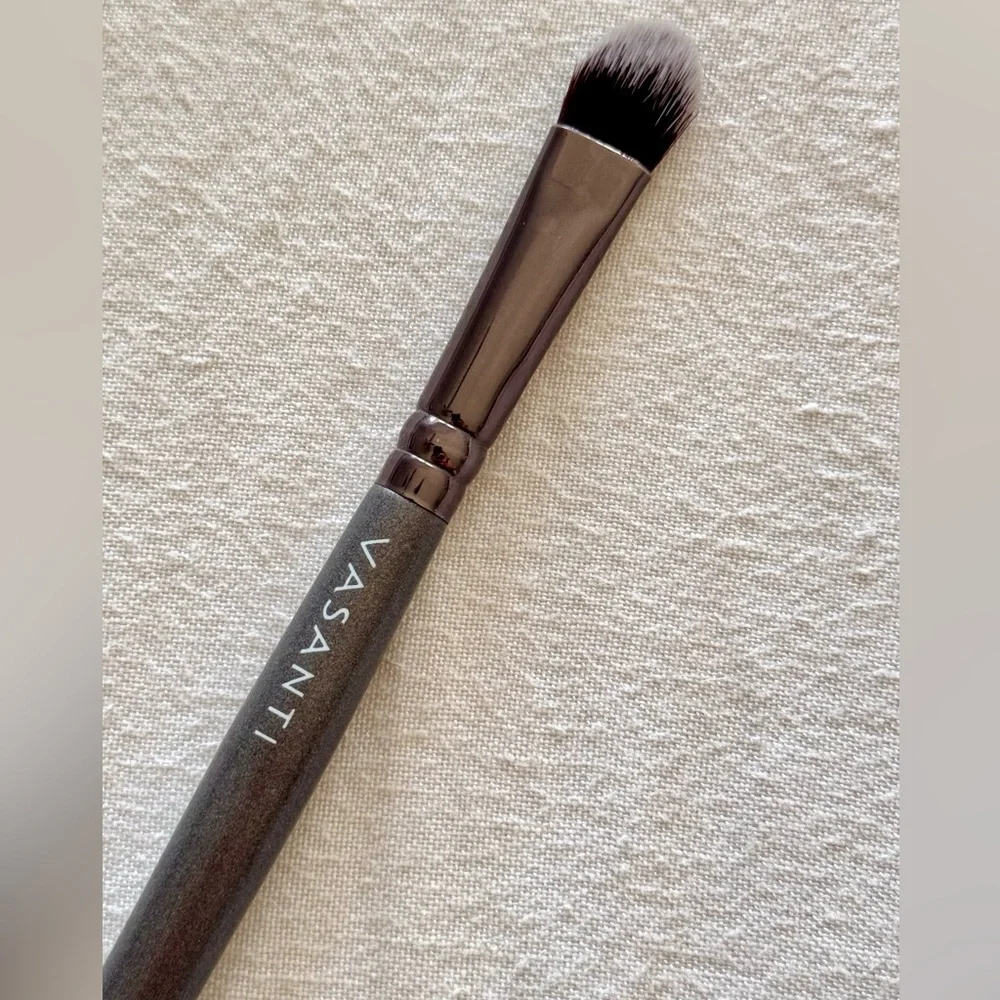 VASANTI Flat Eyeshadow Makeup Brush